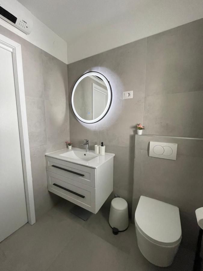 La Storia - Holiday Apartment House Zadar Exteriör bild